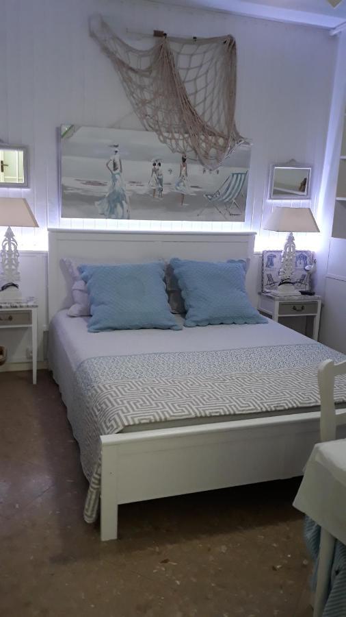 Chambres D'Hotes Chez Catherine A Reus Chambre Bord De Mer Avec Salle De Bains Privee Exterior foto